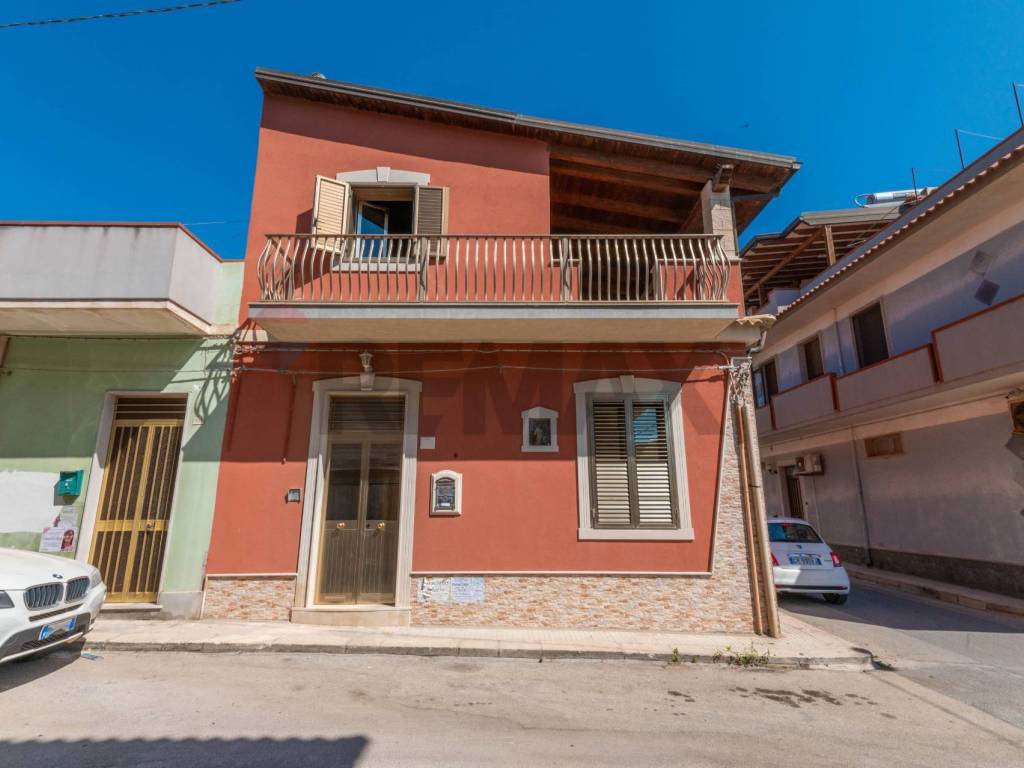 casa indipendente in vendita a Pachino