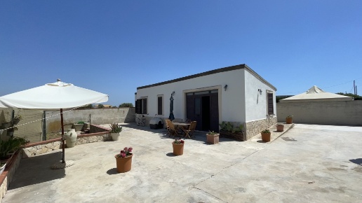 casa indipendente in vendita a Pachino in zona Marzamemi