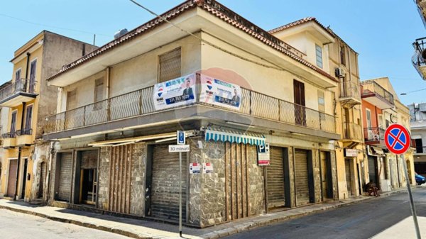 casa indipendente in vendita a Pachino