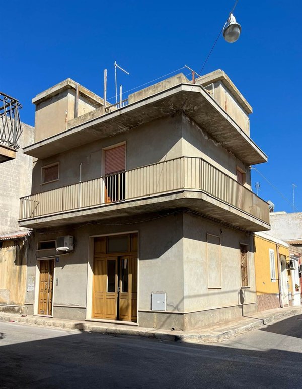 casa indipendente in vendita a Pachino