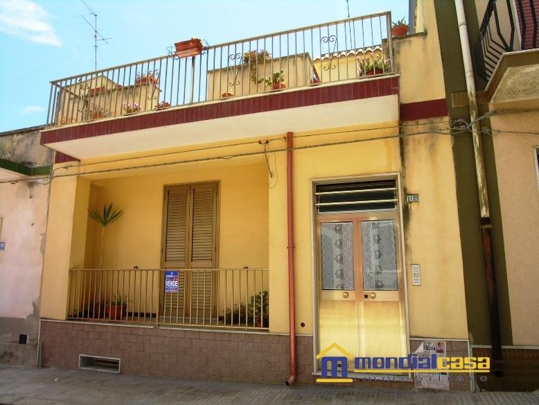 esavano in vendita a Pachino