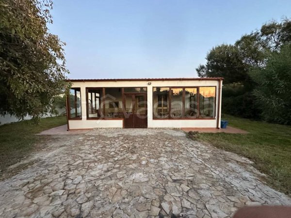 casa indipendente in vendita a Pachino