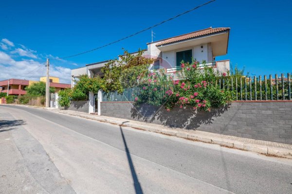 casa indipendente in vendita a Pachino in zona Marzamemi