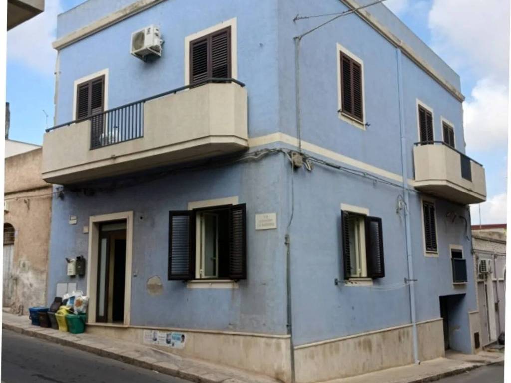 casa indipendente in vendita a Pachino