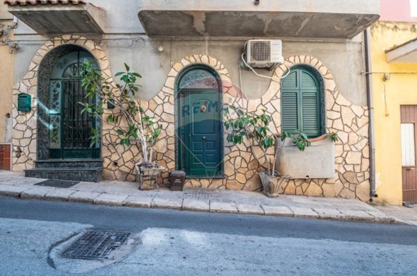 casa indipendente in vendita a Pachino