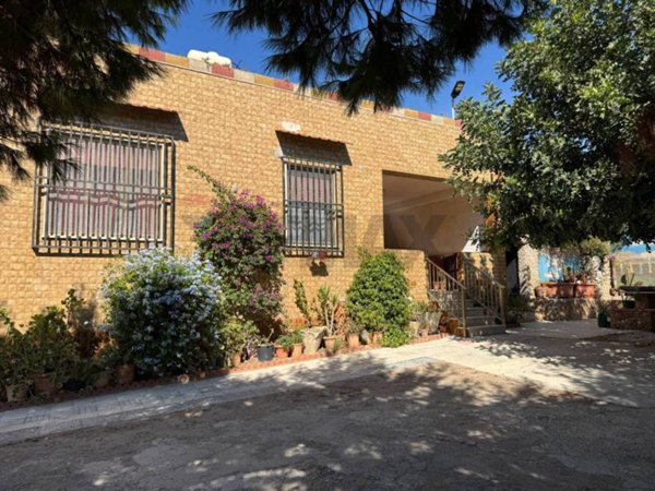 casa indipendente in vendita a Pachino