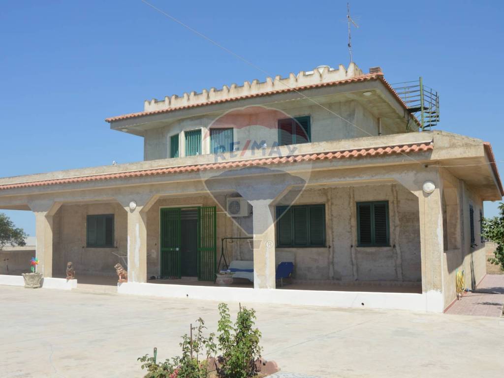 casa indipendente in vendita a Pachino