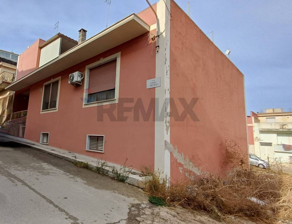 casa indipendente in vendita a Pachino