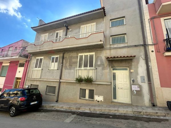 casa indipendente in vendita a Pachino