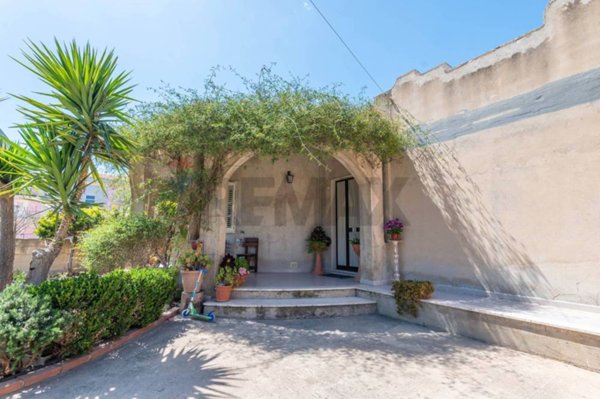 casa indipendente in vendita a Pachino