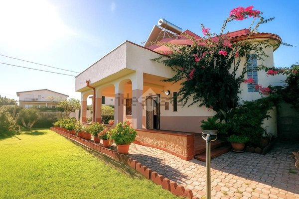 appartamento in vendita a Pachino in zona Marzamemi