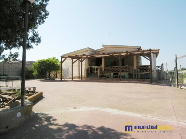 casa indipendente in vendita a Pachino