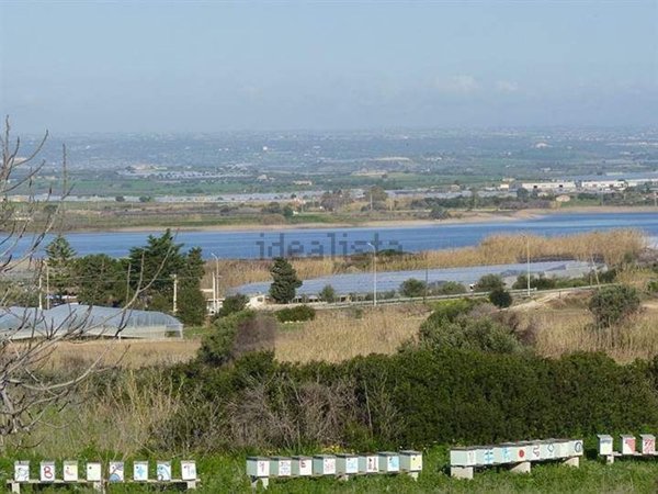 casa indipendente in vendita a Pachino