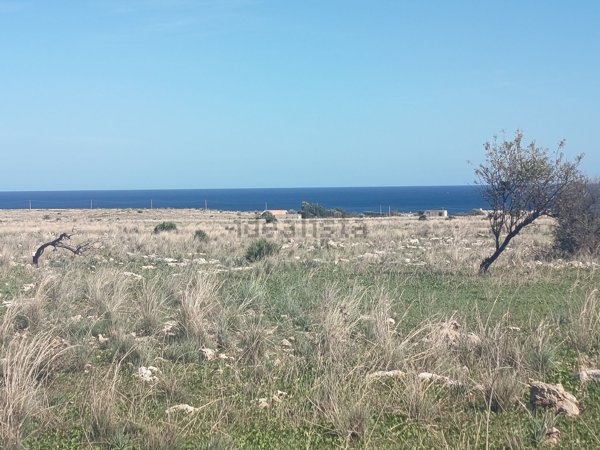 casa indipendente in vendita a Pachino in zona Marzamemi
