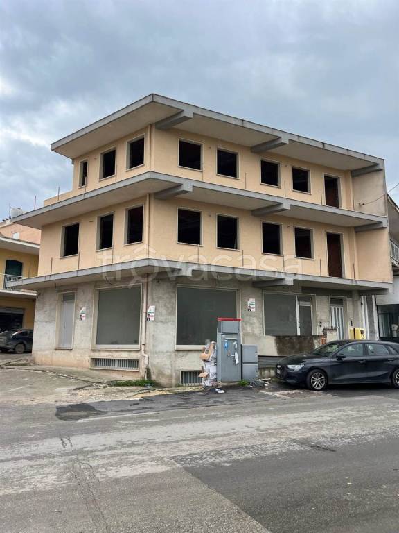 negozio in vendita a Pachino