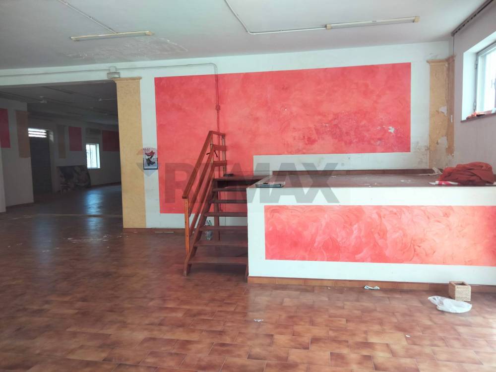 locale commerciale in vendita a Pachino