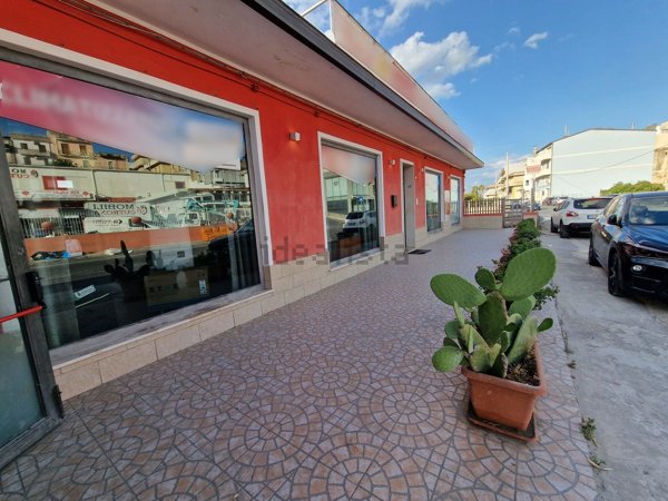 locale di sgombero in vendita a Pachino