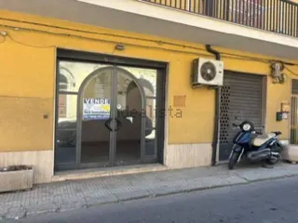 locale commerciale in vendita a Pachino