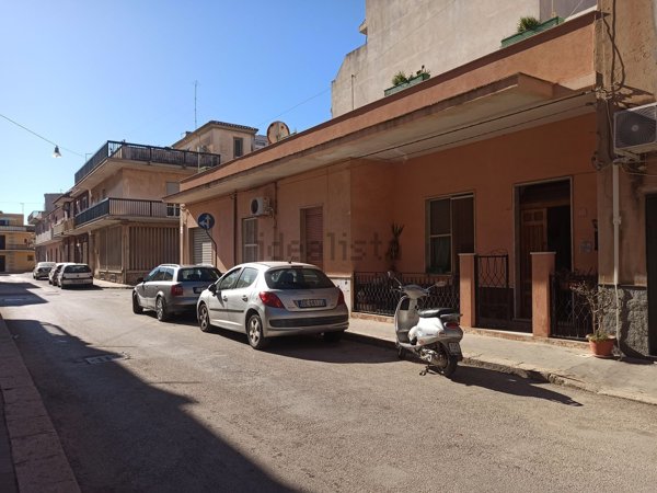 casa indipendente in vendita a Pachino