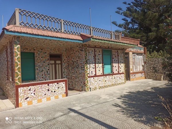 casa indipendente in vendita a Pachino