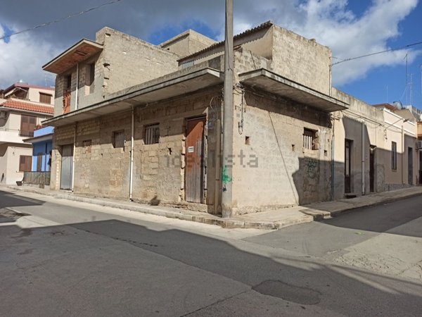 casa indipendente in vendita a Pachino