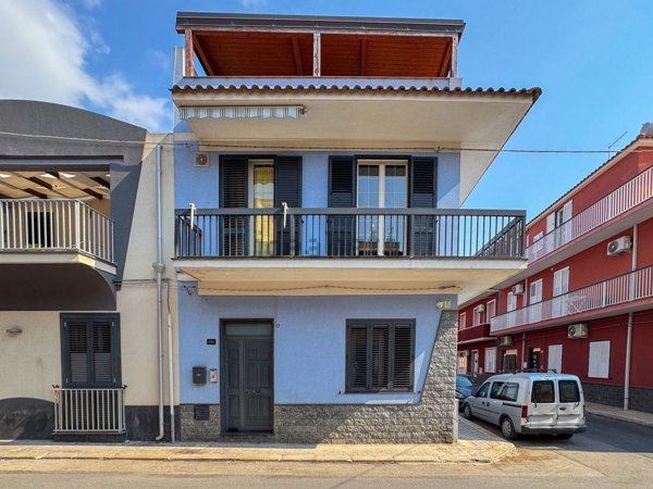 casa indipendente in vendita a Pachino