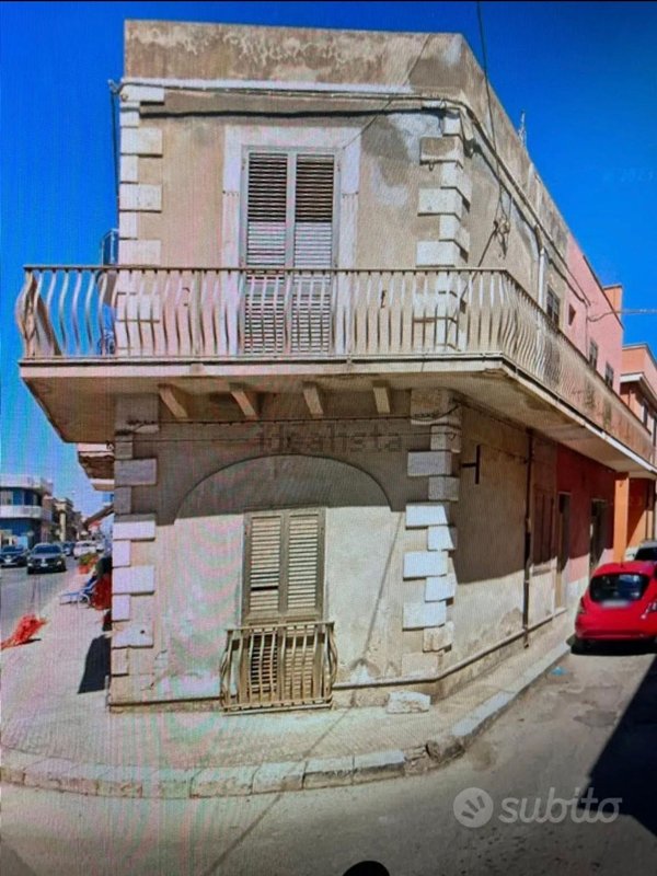 casa indipendente in vendita a Pachino in zona Marzamemi