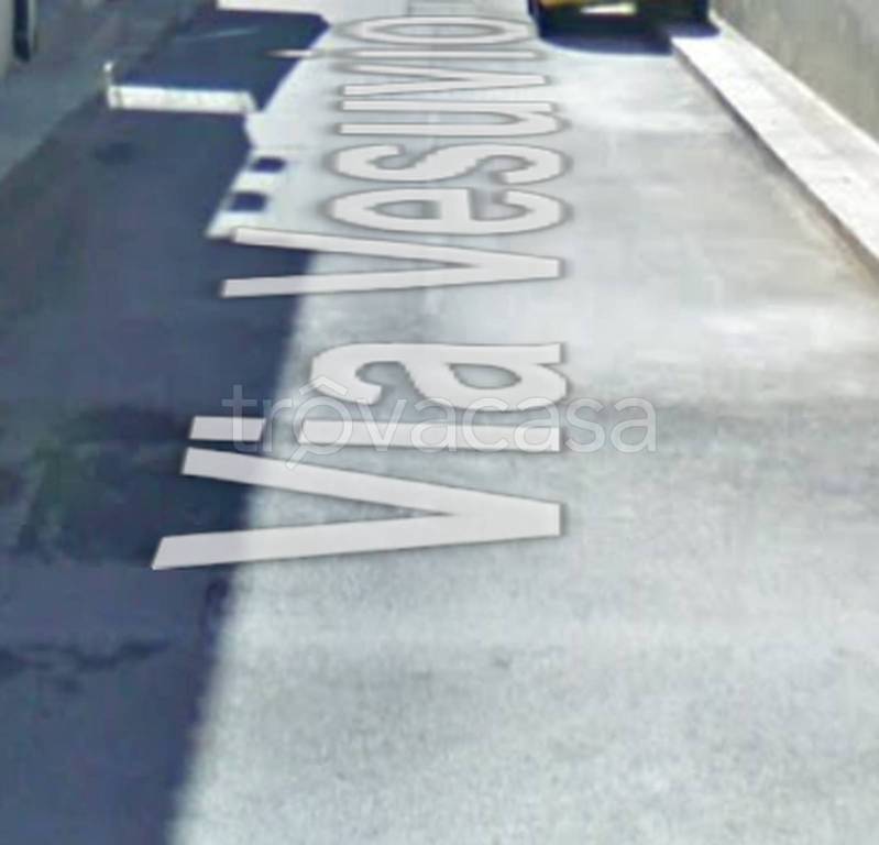 locale commerciale in vendita a Pachino