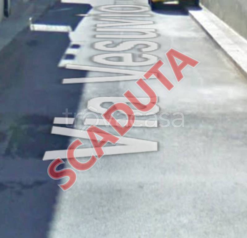 locale commerciale in vendita a Pachino