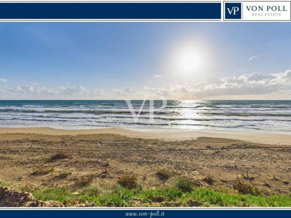 casa indipendente in vendita a Pachino