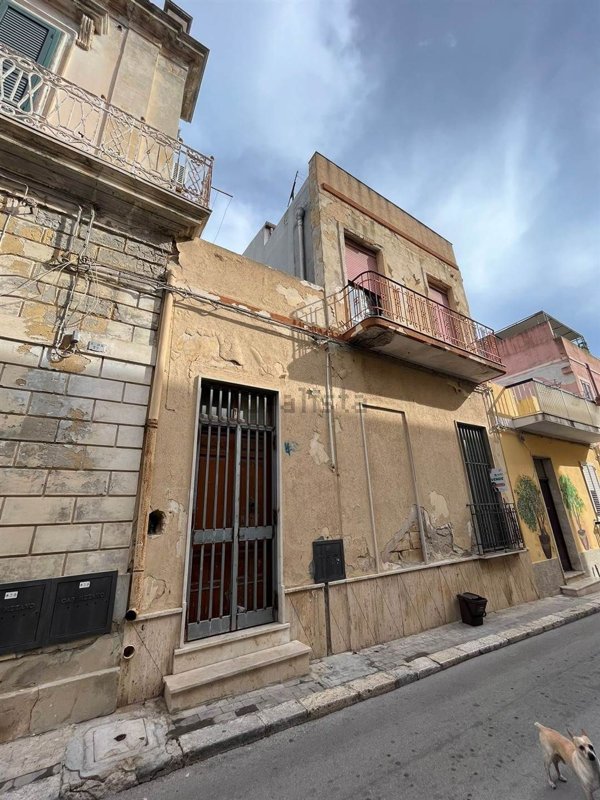 casa indipendente in vendita a Pachino