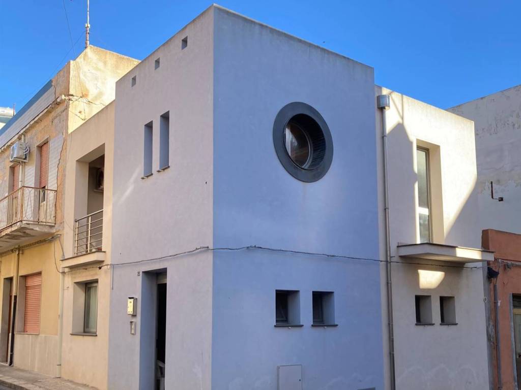casa indipendente in vendita a Pachino