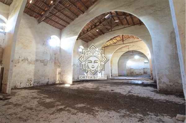 locale di sgombero in vendita a Pachino