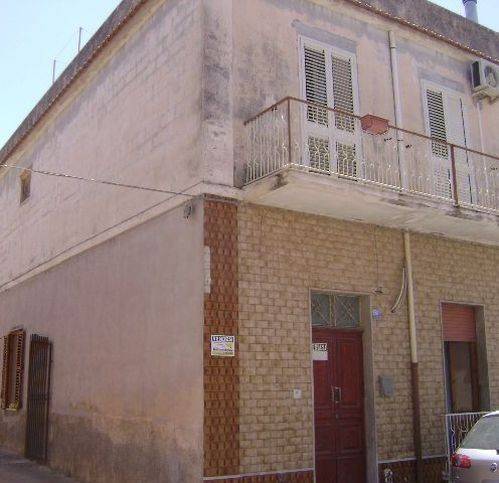 casa indipendente in vendita a Pachino