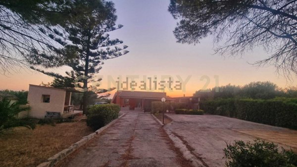casa indipendente in vendita a Pachino in zona Marzamemi