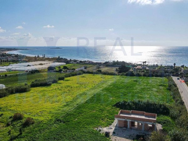 casa indipendente in vendita a Pachino