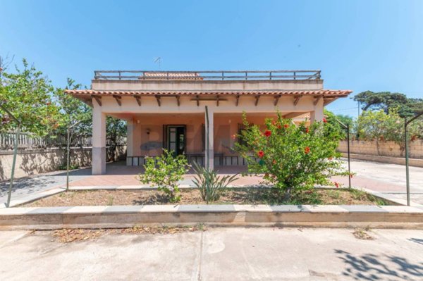 casa indipendente in vendita a Pachino