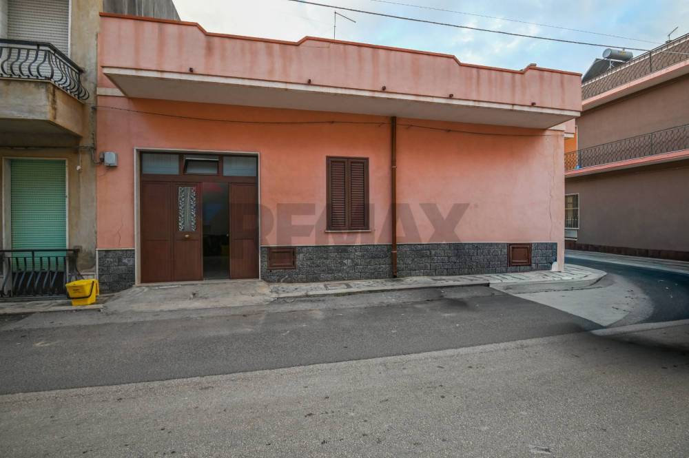 casa indipendente in vendita a Pachino