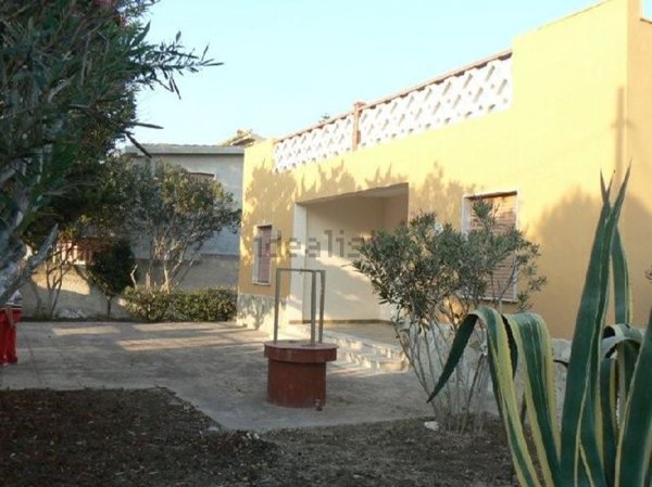 casa indipendente in vendita a Pachino