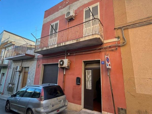 casa indipendente in vendita a Pachino