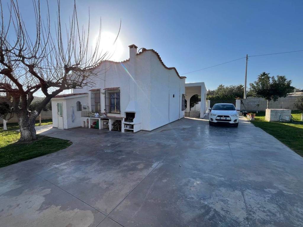 casa indipendente in vendita a Pachino