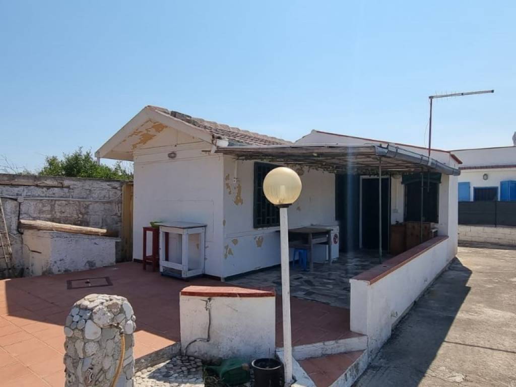 casa indipendente in vendita a Pachino in zona Marzamemi