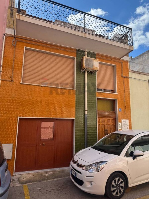 casa indipendente in vendita a Pachino