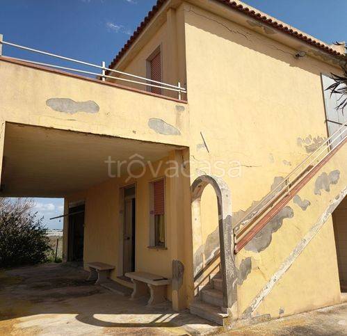 casa indipendente in vendita a Pachino