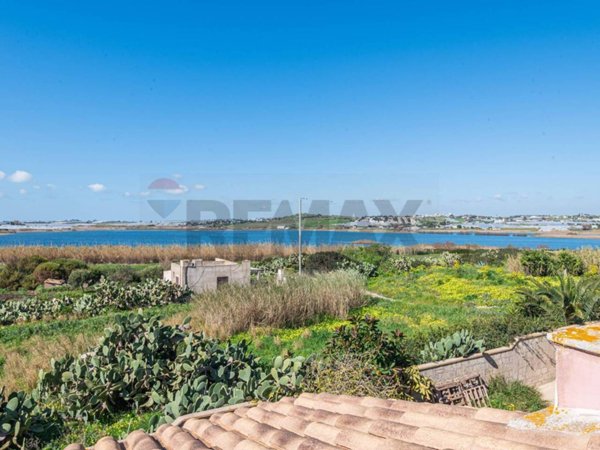 casa indipendente in vendita a Pachino