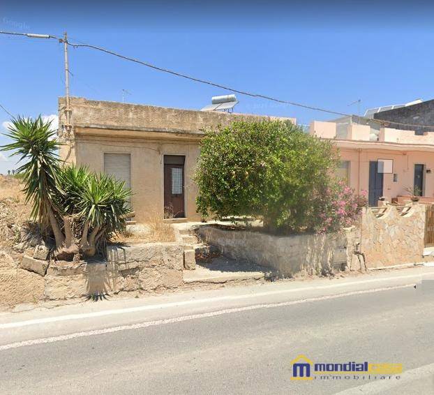 casa indipendente in vendita a Pachino in zona Marzamemi