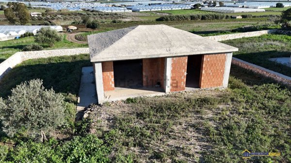 casa indipendente in vendita a Pachino