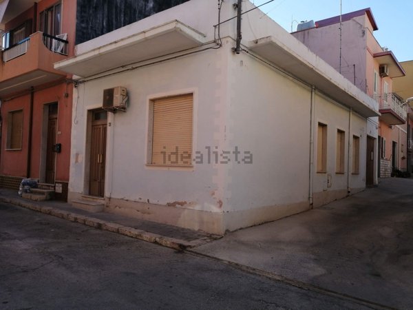casa indipendente in vendita a Pachino