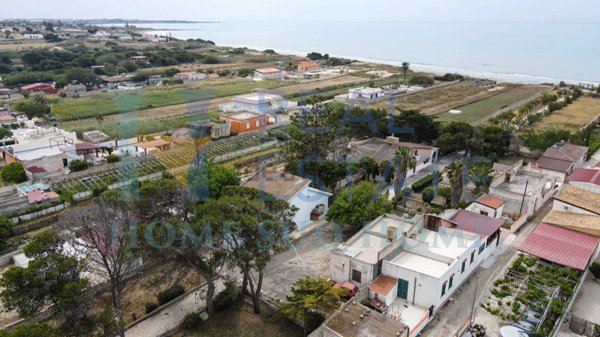 casa indipendente in vendita a Pachino