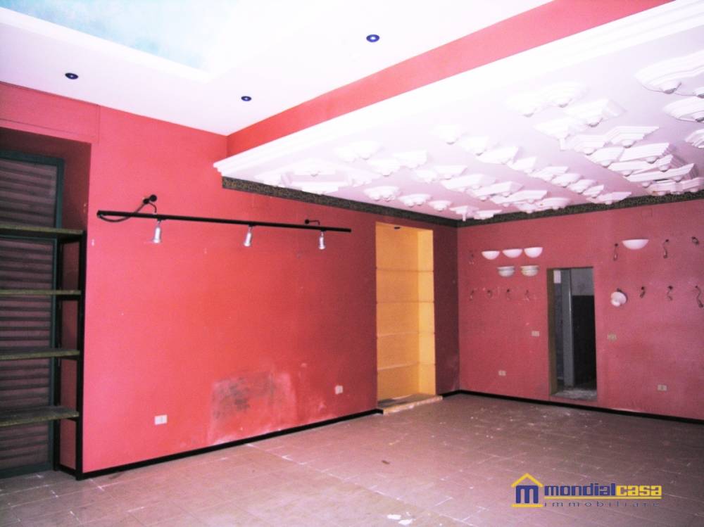 negozio in vendita a Pachino